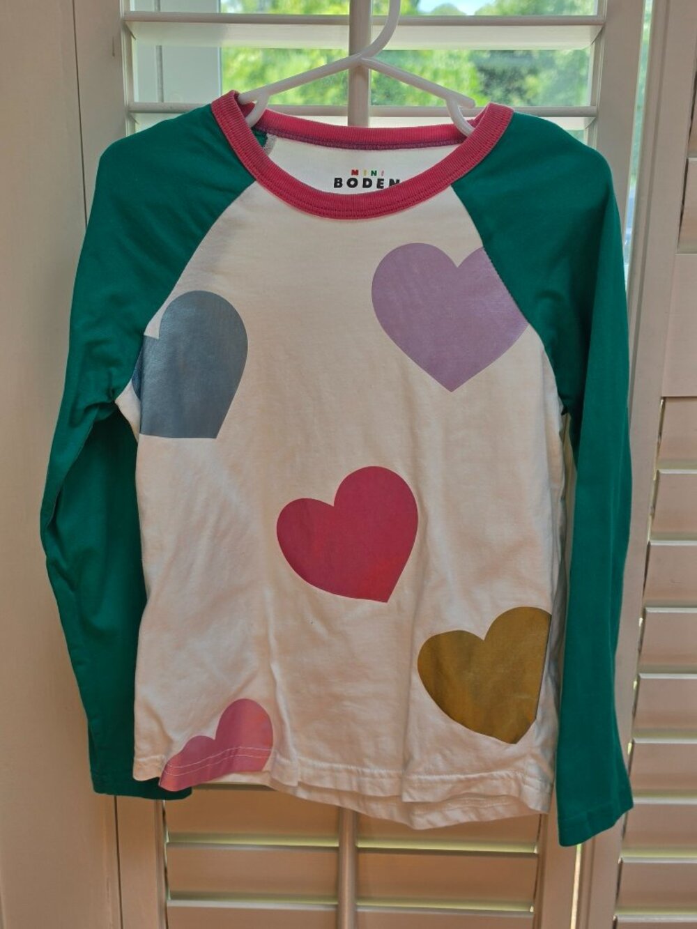Mini boden heart shirt